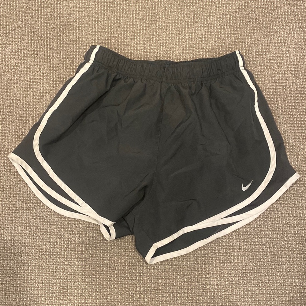 Nike shorts! Size M! Gray!